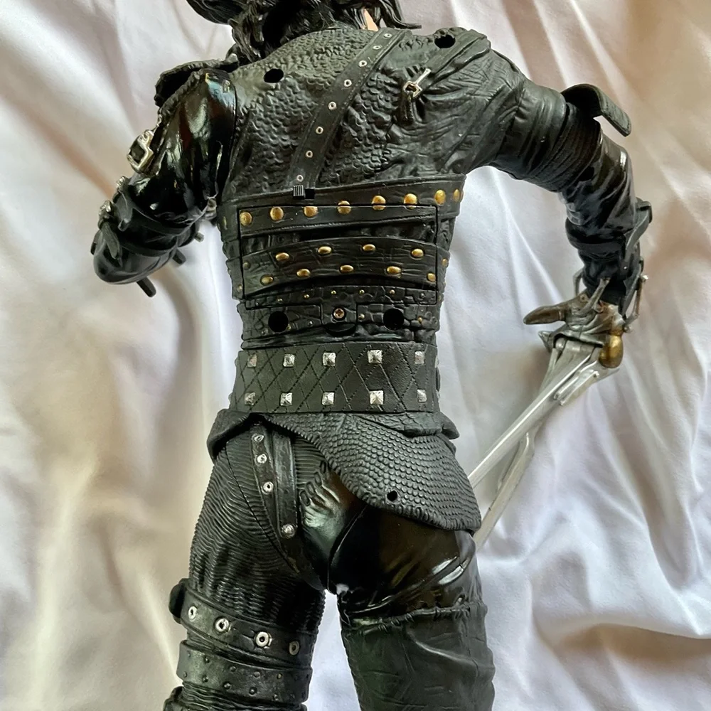 Johnny Depp Edward Scissorhands Figure 18” - Picture 12 of 13